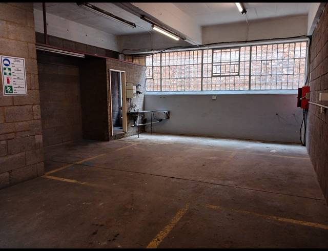 Industrial property to rent in HERIOTDALE